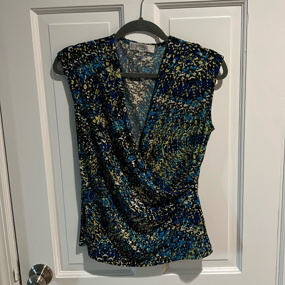 Kasper Separates Sleeveless Shirt